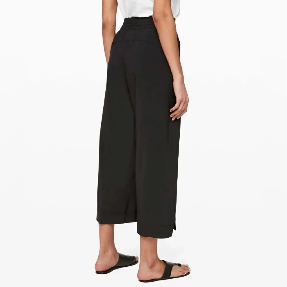 Lululemon Wanderer Culotte Pants